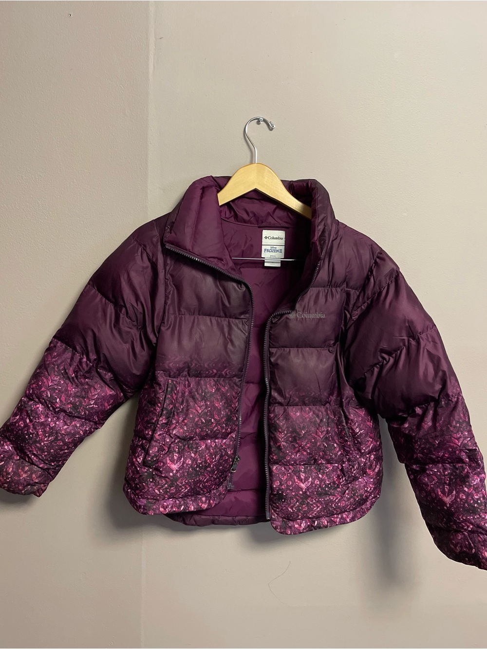 Columbia Girls Frozen II Puffer Jacket Size M (10-12)